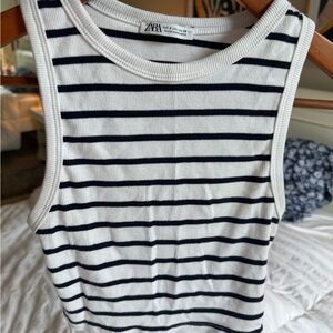 Zara Women's Striped Black and White Tank Top